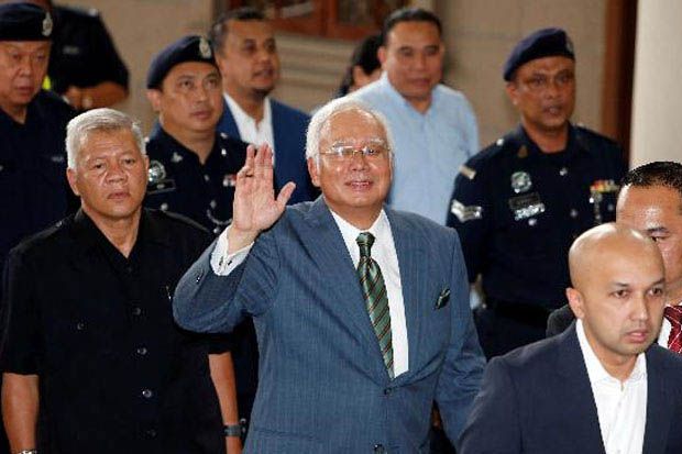 Mantan PM Malaysia Najib...