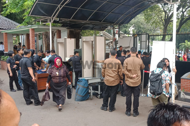 Pendaftaran Capres-Cawapres,...