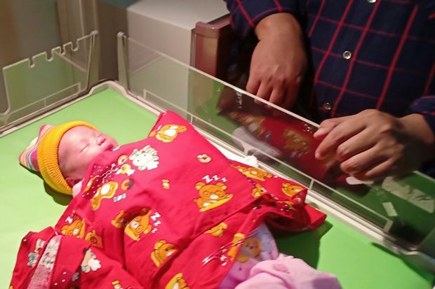 Kasihan, Bayi Berlumur...