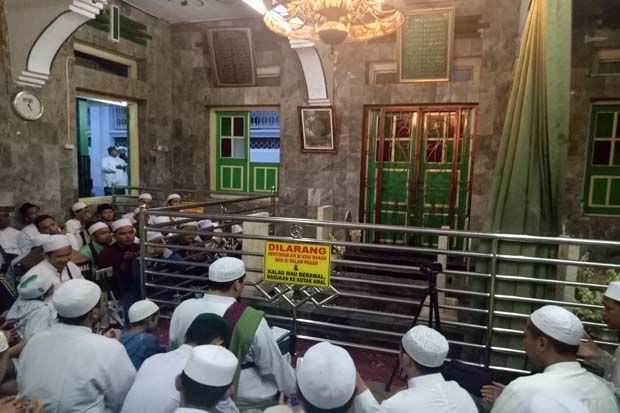 Habib Empang Bogor dan...