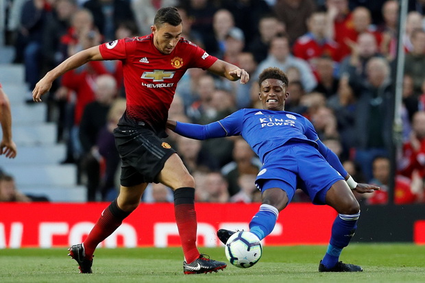 Gol Penalti Pogba Bawa...