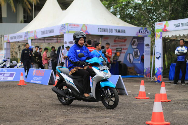 Jokowi Terbukti Suka...