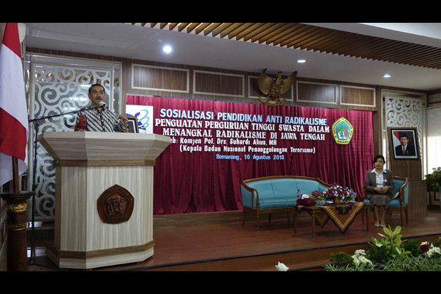 Perguruan Tinggi Harus...