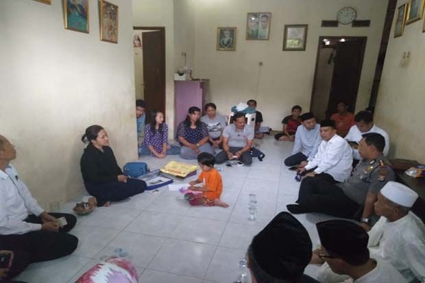 Diduga Sesat, Polisi...