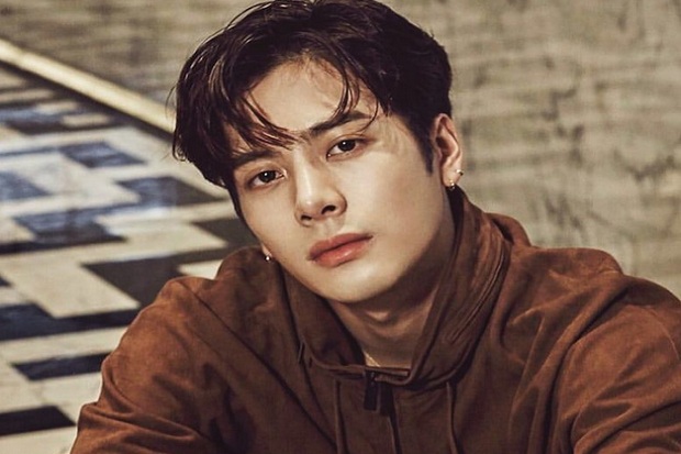 Jackson GOT7 Raih Penghargaan...