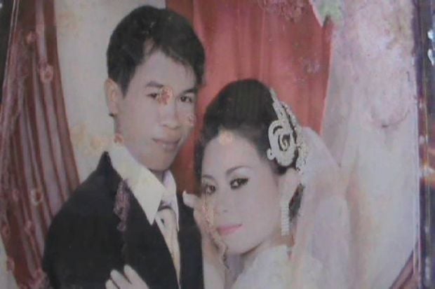 Nisa Tinggalkan Suami...