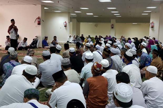 Kunjungi Jamaah Haji...