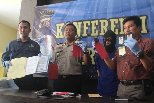 Anggota KPK Gadungan...