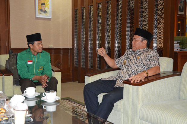 Pemuda Lamongan Ini...