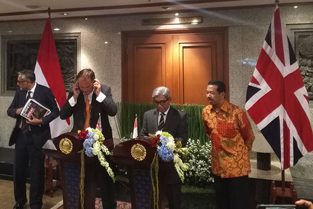 Inggris: Penguatan Kerjasama...