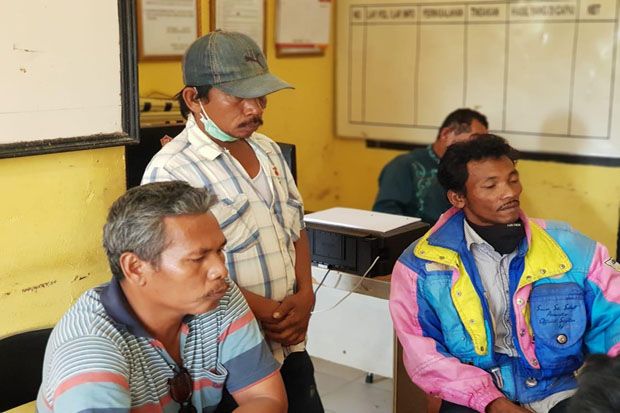 Bentrok Warga dan Karyawan,...