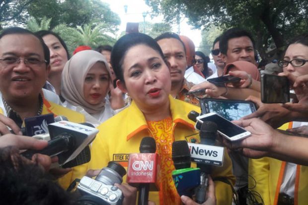 Titiek Soeharto Siap...