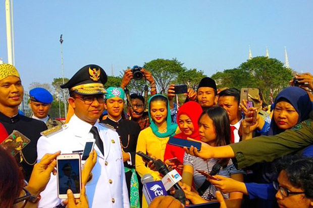 Pindahkan Upacara HUT...