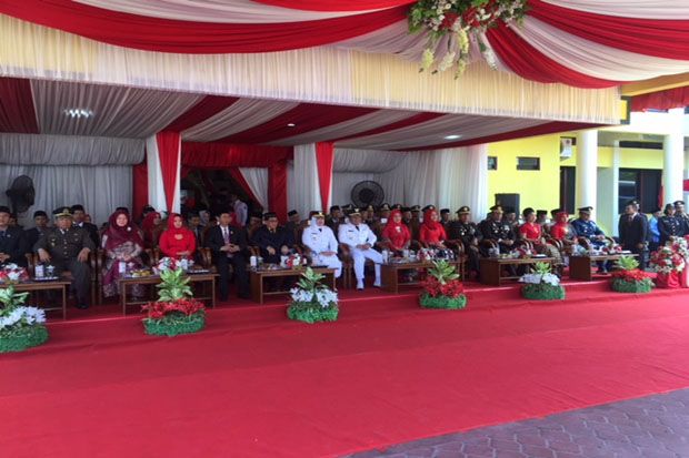 Pemkab Kobar Gelar Upacara...