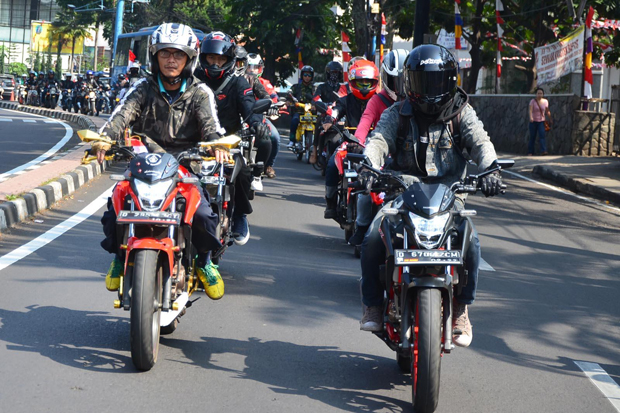 200 Bikers Honda di...
