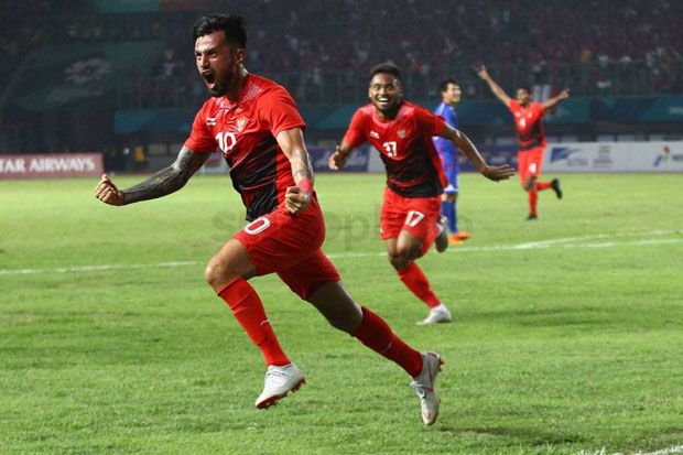 Hajar Hong Kong, Timnas...