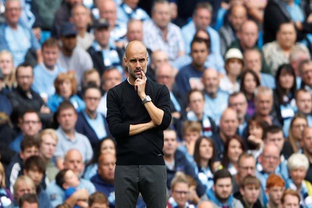 Hat-trick Aguero Bungkam...