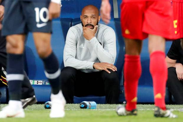 Tiga Tantangan Henry...