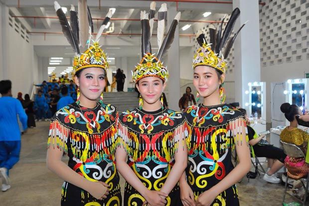 Sariayu Martha Tilaar...