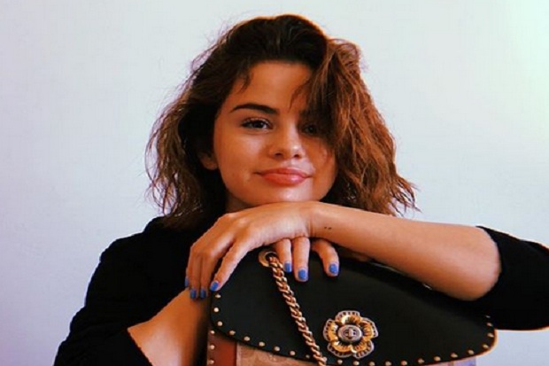 Selena Gomez Meraih...