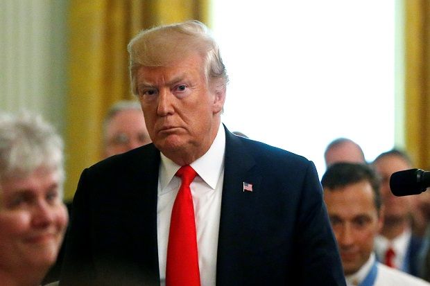 Trump Minta Pompeo Selidiki...