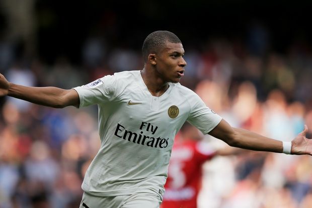 Cari Pengganti Ronaldo,...