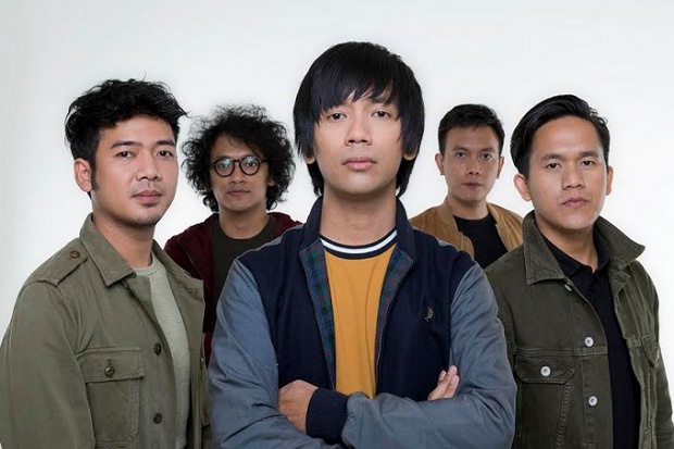 Rian DMASIV Merinding...