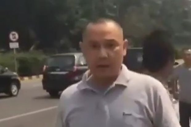 Cukup Alat Bukti, Pemukul...