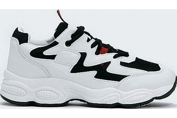 Sneakers Tebal nan Stylish