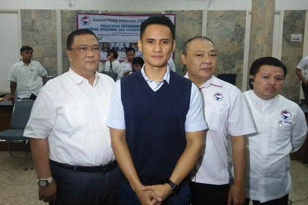 Choky Sitohang Beri...