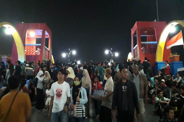 Pengunjung Festival...