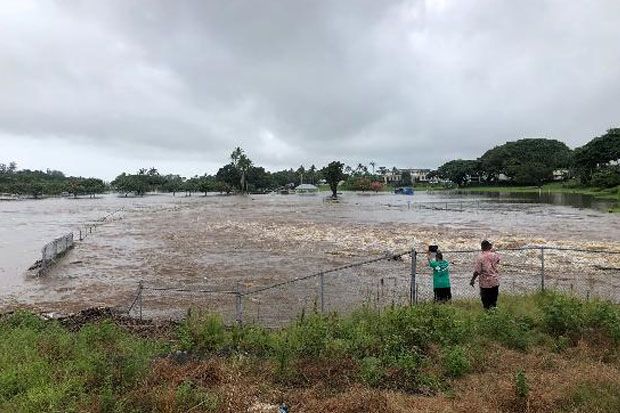 Badai Lane Lumpuhkan...