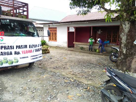 Pertamina Tambah Pasokan...