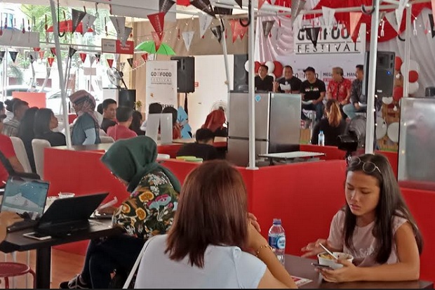 Manado Tawarkan Festival...