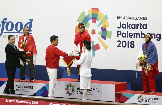 Puspa Arum Ingin Main...