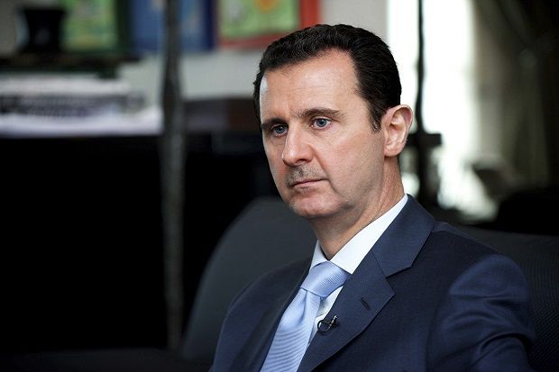 Macron: Membiarkan Assad...