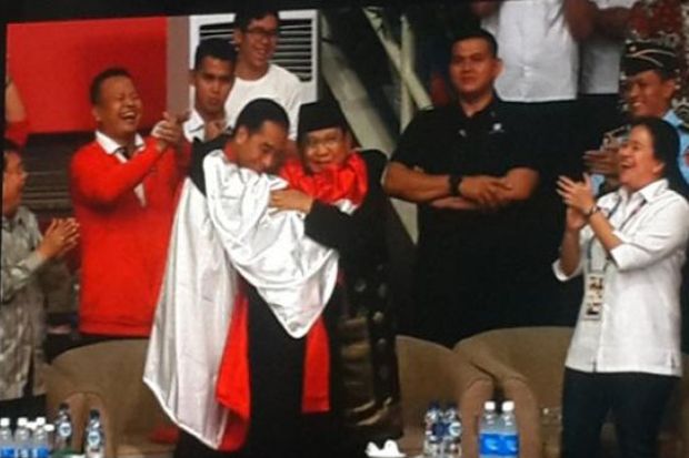 Momen Mesra Mega-Prabowo-Jokowi...