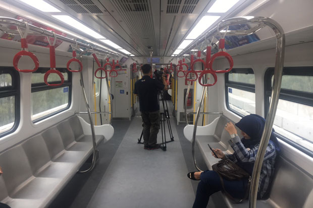 LRT Beroperasi Akhir...