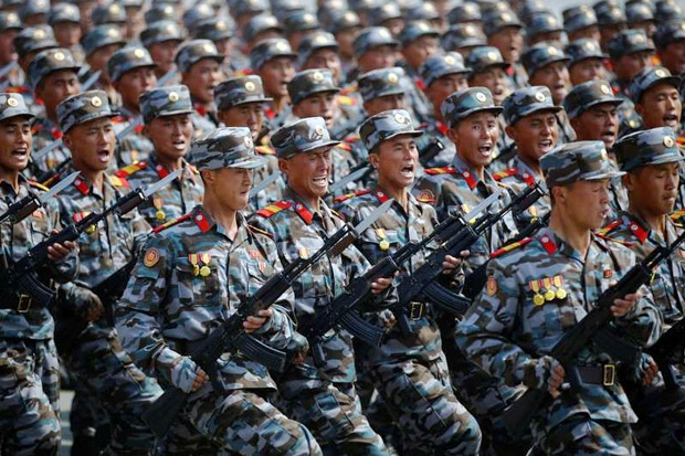 Korut Persiapkan Parade...