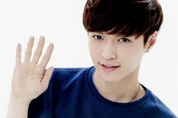Lay EXO Ikut Garap Album...
