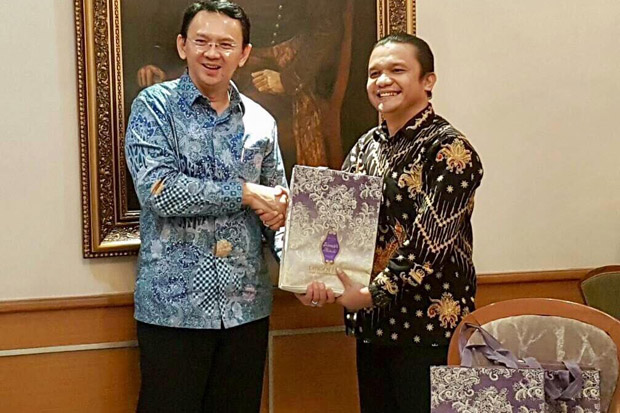 Besuk Ahok di Rutan...