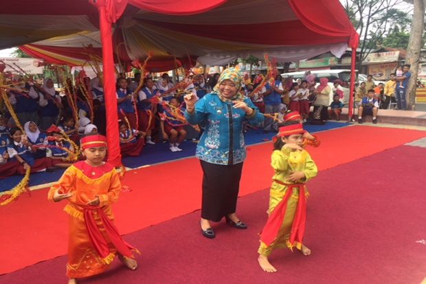 Peringati Hari Anak...