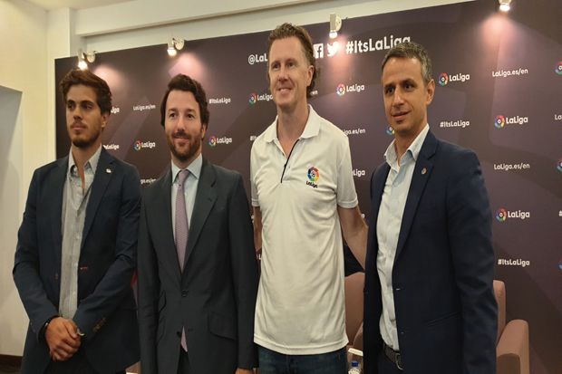 Steve McManaman Angkat...