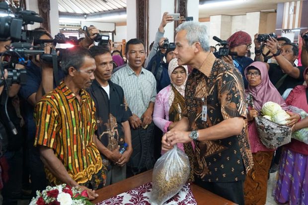 Hari Pertama Bertugas,...