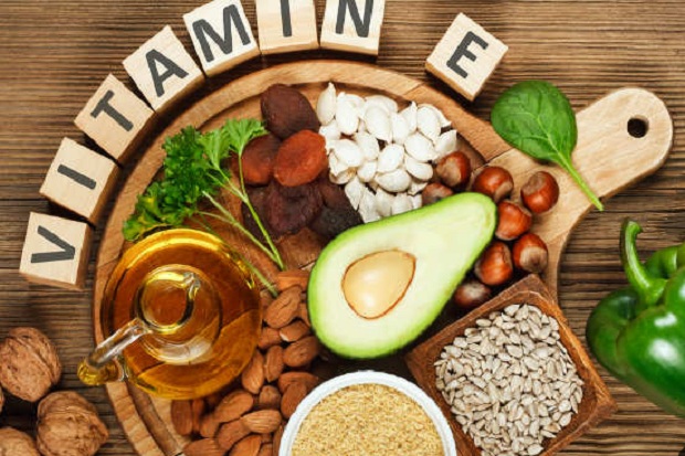8 Vitamin dan Mineral...