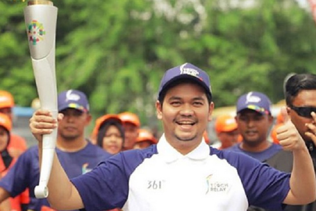 Indra Bekti Ajak Artis...