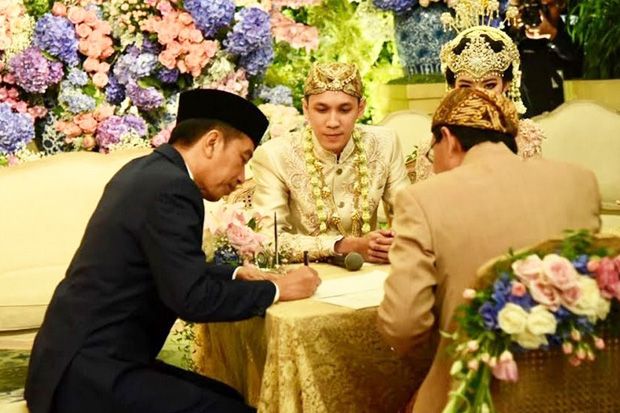 Sejumlah Pejabat Negara...