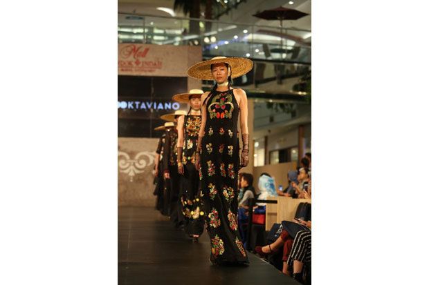 Busana Spring Summer...