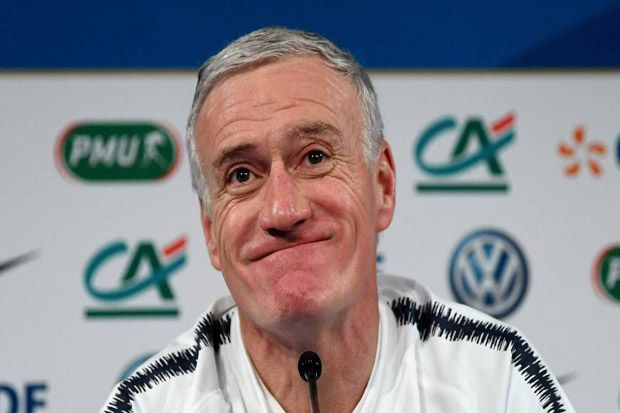 Lawan Belanda, Deschamps...