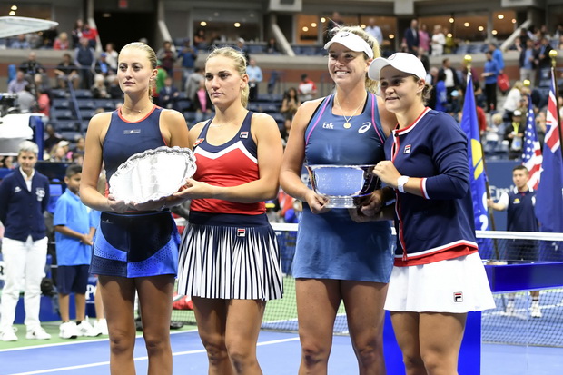 Barty/Vandeweghe Menangkan...